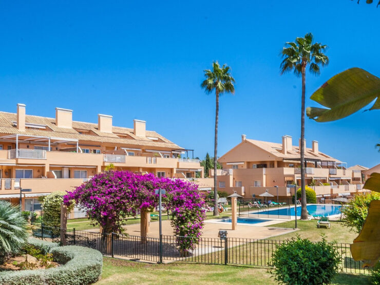 2 Bedroom Apartment  in Elviria