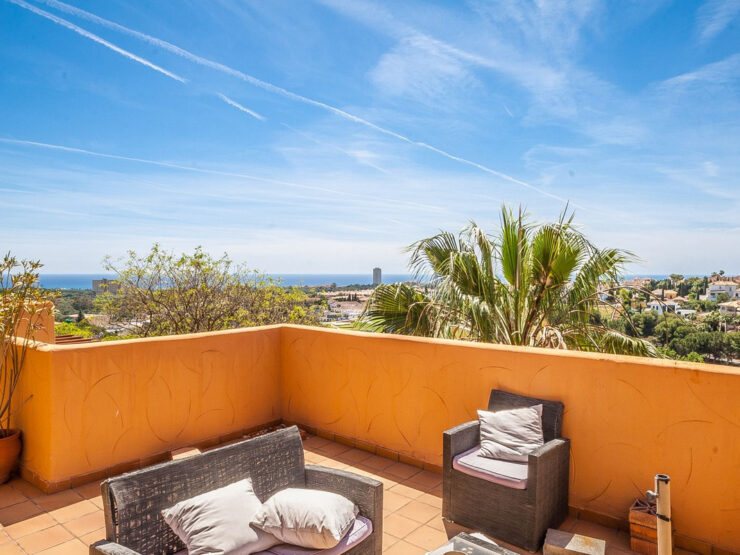 2 Bedroom Penthouse in Elviria