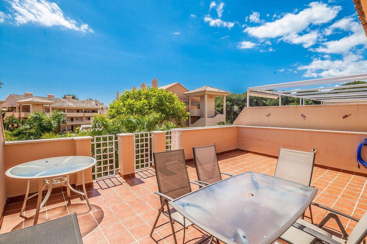 4 Bedroom Villa  in Riviera del Sol