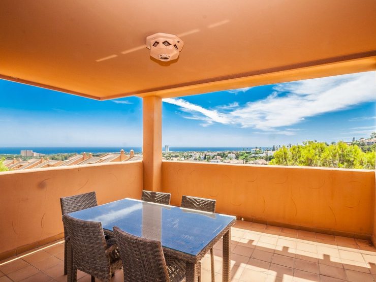 2 Bedroom Apartment  in Elviria