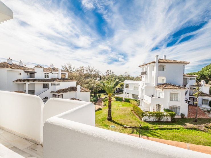 2 Bedroom Apartment  in Elviria