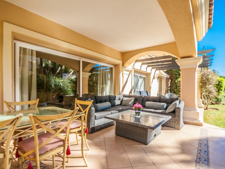 2 Bedroom Apartment  in Elviria