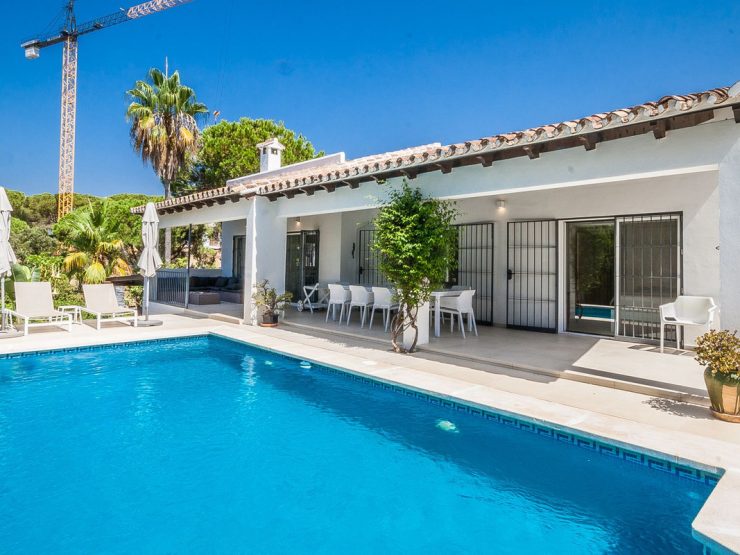 5 Bedroom Villa  in Elviria
