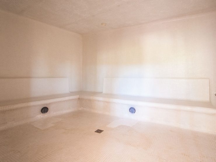 3 Bedroom Apartment  in Benahavís