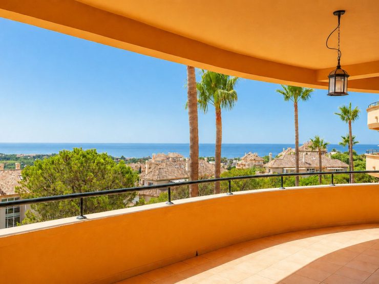 3 Bedroom Apartment  in Elviria