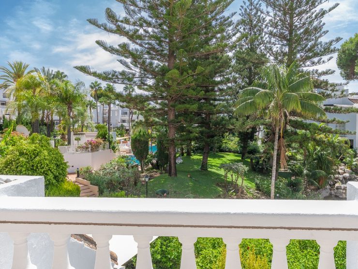 3 Bedroom Apartment  in Elviria